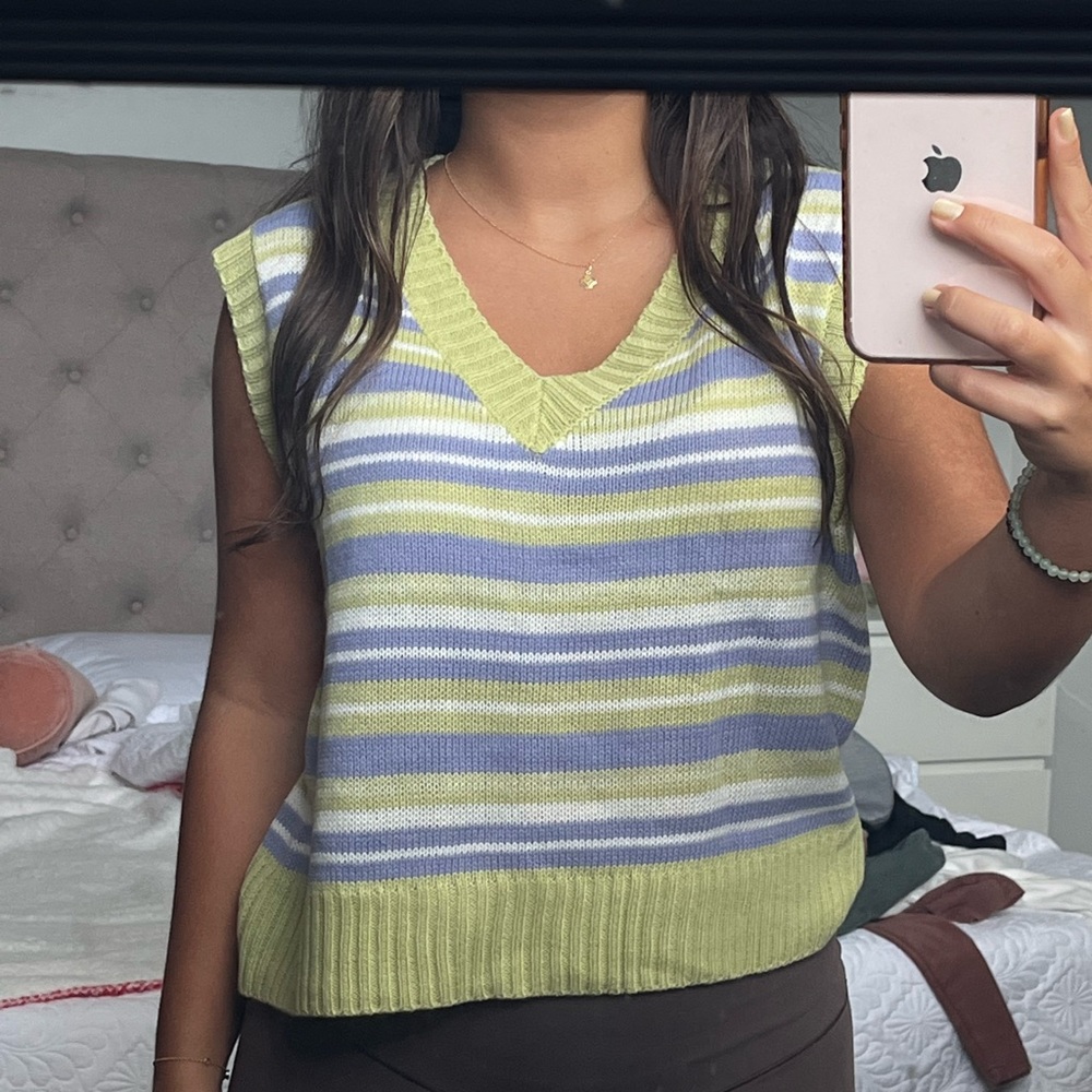sweater vest